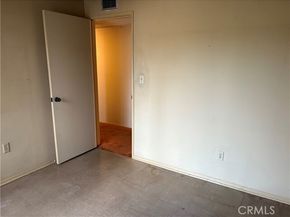 9688 Kewen Avenue, Pacoima (los Angeles) CA 91331