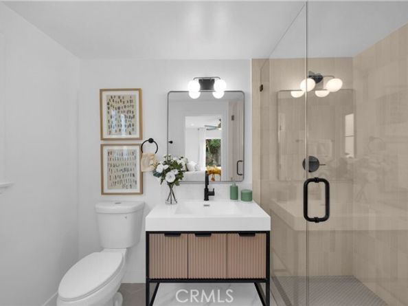 16938 Knapp Street, Northridge (los Angeles) CA 91343