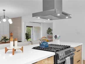 16938 Knapp Street, Northridge (los Angeles) CA 91343