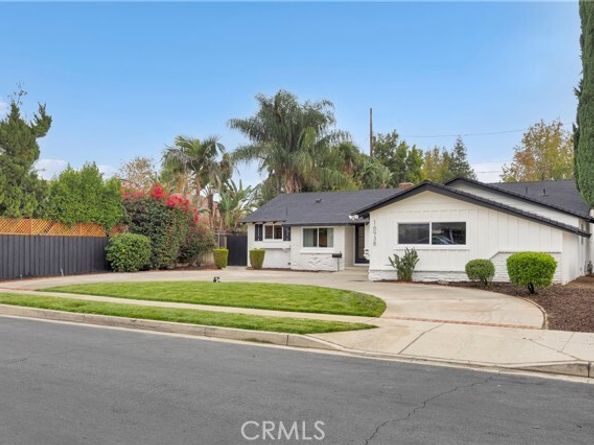 16938 Knapp Street, Northridge (los Angeles) CA 91343