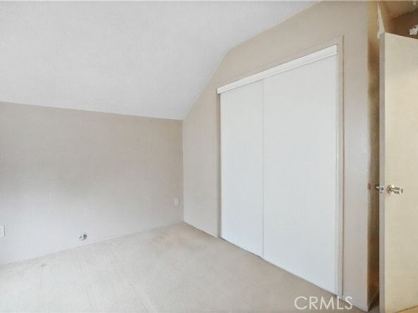 952 N 4th, Upland CA 91786
