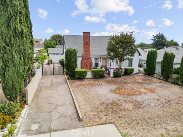 952 N 4th, Upland CA 91786
