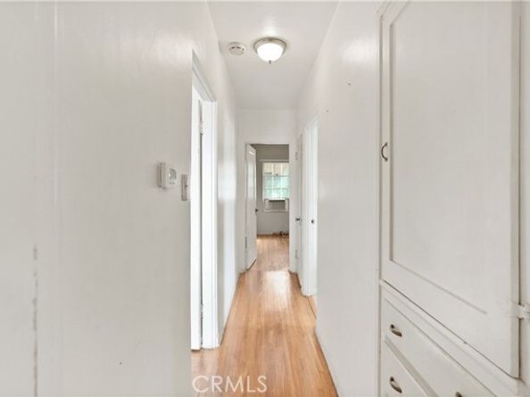952 N 4th, Upland CA 91786