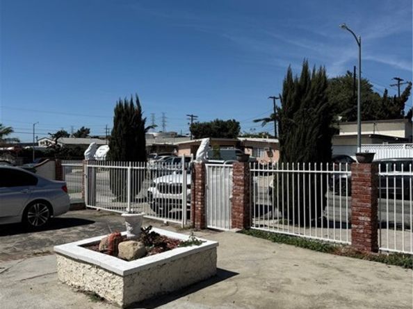 12406 Haley Street, Sun Valley (los Angeles) CA 91352