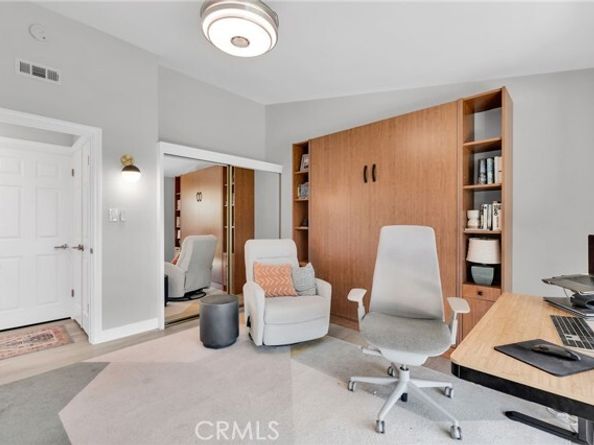 1801 W Chandeleur Drive, San Pedro (los Angeles) CA 90732
