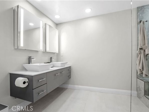 308 S Cabrillo Avenue 3, San Pedro (los Angeles) CA 90731