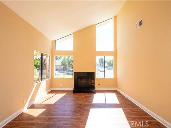 10065 Hillview, Chatsworth (los Angeles) CA 91311