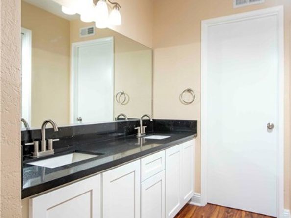 10065 Hillview, Chatsworth (los Angeles) CA 91311