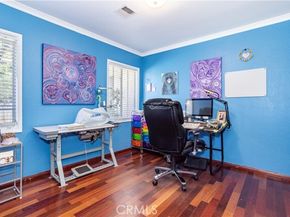 17101 Gault, Los Angeles CA 91406