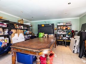 17101 Gault, Los Angeles CA 91406