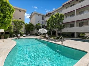 5343 Yarmouth Avenue 201, Encino (los Angeles) CA 91316