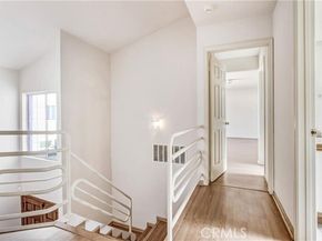 14349 Tiara Street, Sherman Oaks (los Angeles) CA 91401