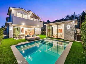 4825 Forman Avenue, North Hollywood (los Angeles) CA 91601