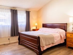 18425 Saticoy Street 1, Reseda (los Angeles) CA 91335