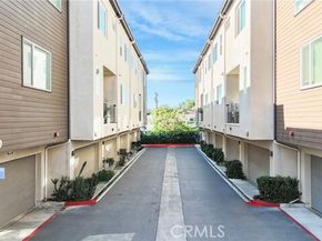 18447 W Mural, Northridge (los Angeles) CA 91325