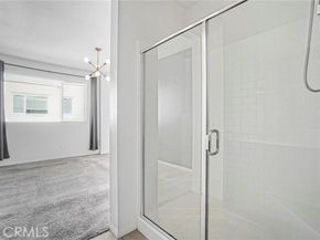 18447 W Mural, Northridge (los Angeles) CA 91325