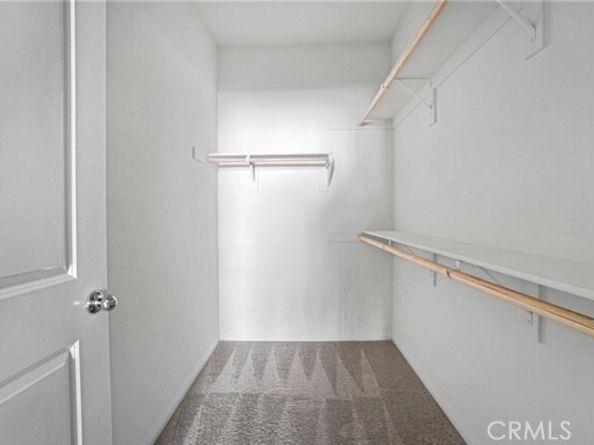 18447 W Mural, Northridge (los Angeles) CA 91325