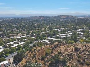 10121 Larwin Avenue 3, Chatsworth (los Angeles) CA 91311