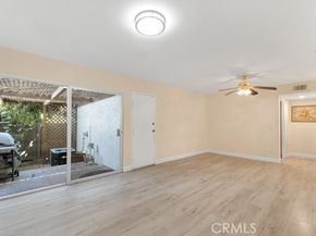 10121 Larwin Avenue 3, Chatsworth (los Angeles) CA 91311