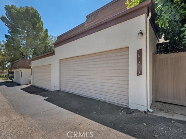 10121 Larwin Avenue 3, Chatsworth (los Angeles) CA 91311