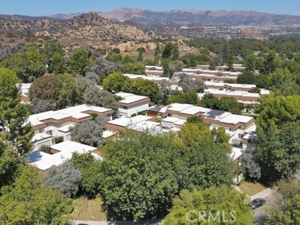 10121 Larwin Avenue 3, Chatsworth (los Angeles) CA 91311