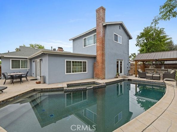 16900 Mayall Street, North Hills (los Angeles) CA 91343