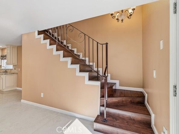 16900 Mayall Street, North Hills (los Angeles) CA 91343