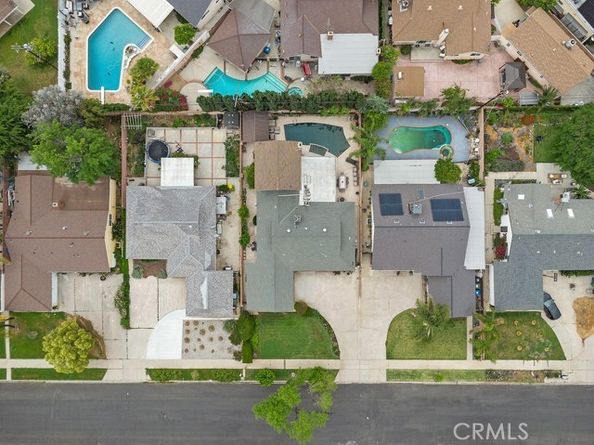 16900 Mayall Street, North Hills (los Angeles) CA 91343