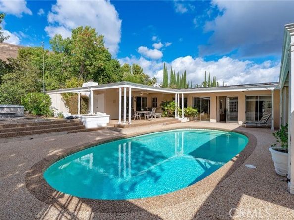 20300 Angelina Place, Woodland Hills (los Angeles) CA 91364