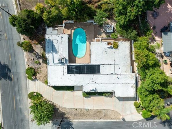 20300 Angelina Place, Woodland Hills (los Angeles) CA 91364