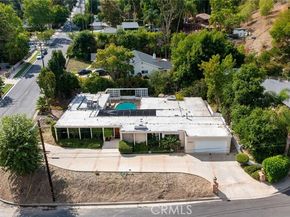 20300 Angelina Place, Woodland Hills (los Angeles) CA 91364