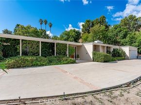 20300 Angelina Place, Woodland Hills (los Angeles) CA 91364