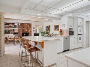 20300 Angelina Place, Woodland Hills (los Angeles) CA 91364
