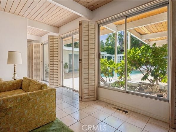 20300 Angelina Place, Woodland Hills (los Angeles) CA 91364