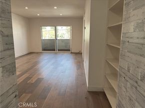 6255 Woodman 203, Los Angeles CA 91401