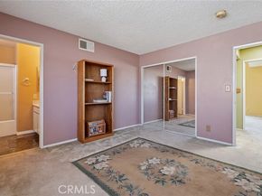 14325 Foothill Boulevard 34, Sylmar (los Angeles) CA 91342