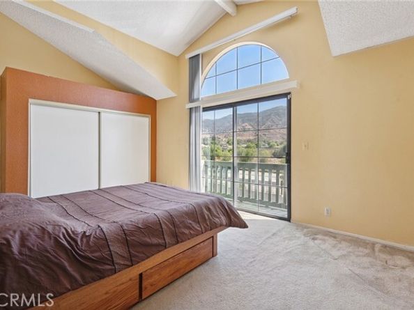 14325 Foothill Boulevard 34, Sylmar (los Angeles) CA 91342