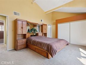 14325 Foothill Boulevard 34, Sylmar (los Angeles) CA 91342