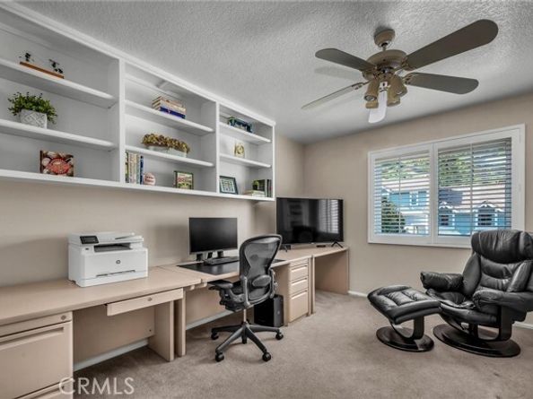 7156 Castle Peak, West Hills (los Angeles) CA 91307