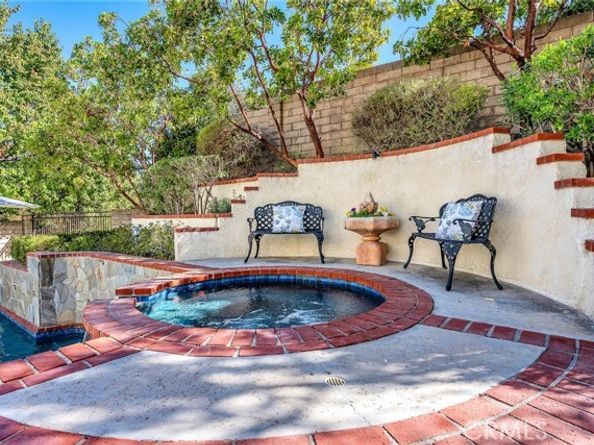 7156 Castle Peak, West Hills (los Angeles) CA 91307