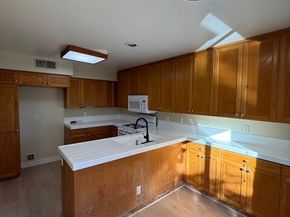 15766 Midwood 4, Granada Hills (los Angeles) CA 91344