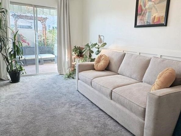 13801 Oxnard Street 206, Los Angeles CA 91401