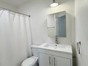 13801 Oxnard Street 206, Los Angeles CA 91401