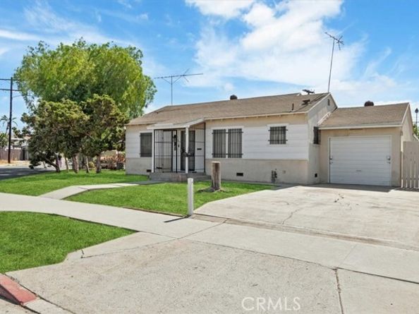 8942 Ilex, Sun Valley (los Angeles) CA 91352