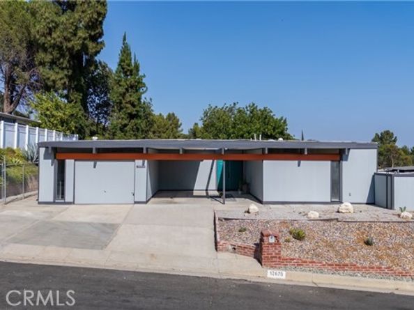 12670 Jimeno Avenue, Granada Hills (los Angeles) CA 91344