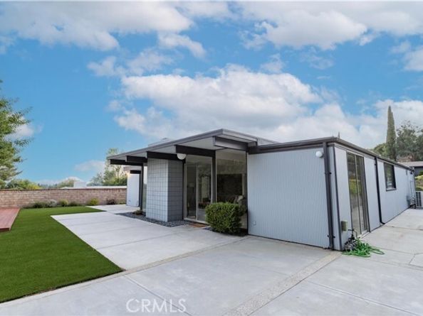 12670 Jimeno Avenue, Granada Hills (los Angeles) CA 91344