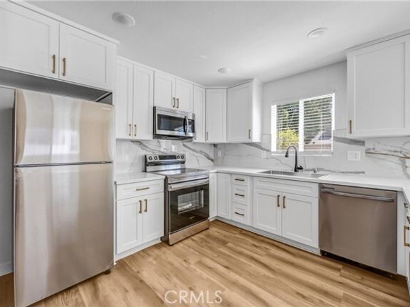 13831 Bessemer Street, Los Angeles CA 91401