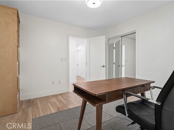 17177 Superior St, Northridge (los Angeles) CA 91325