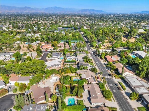 17177 Superior St, Northridge (los Angeles) CA 91325