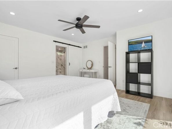 17177 Superior St, Northridge (los Angeles) CA 91325